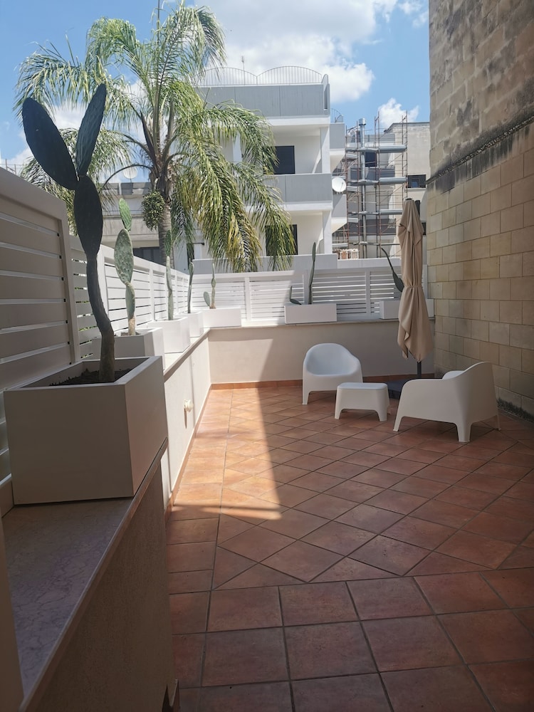 Panoramic Double or Twin Room photo 3