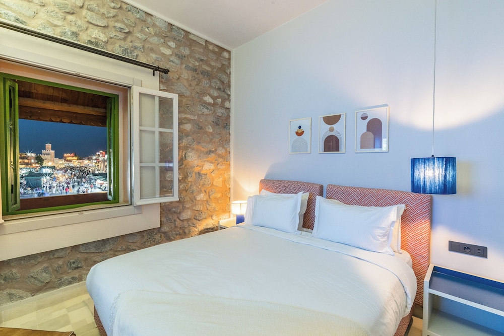 Deluxe Double Room, City View