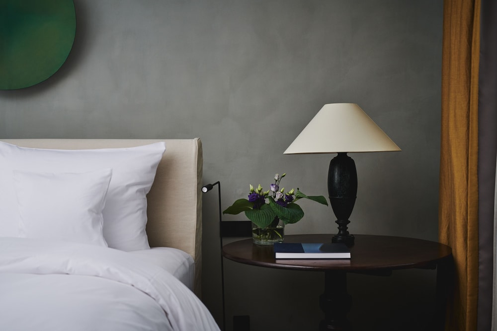 Deluxe Room (Historic Chancellery) photo 3