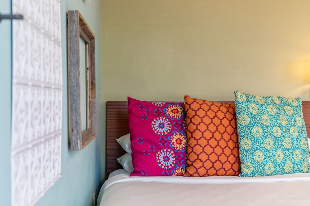 Double Queen Room (Self Check-in)