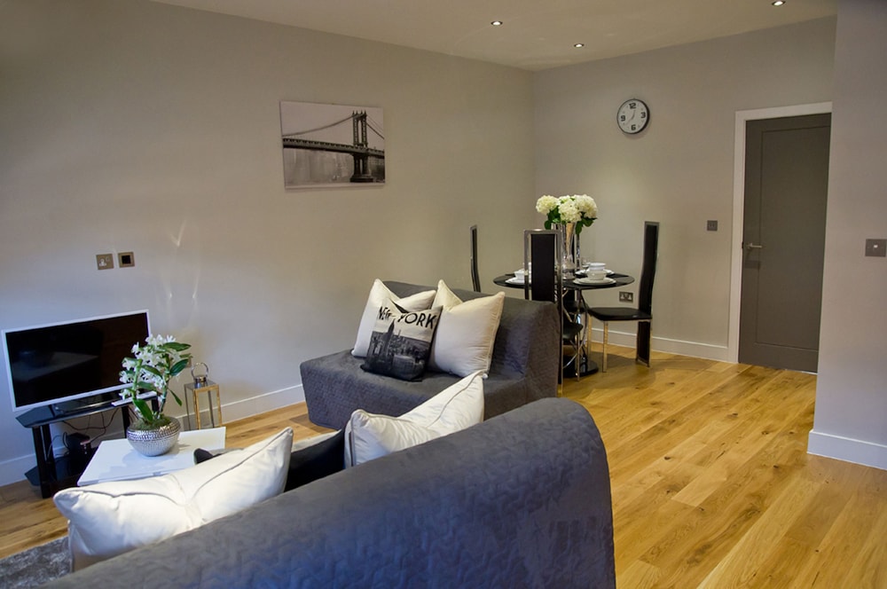 City Apartment, 2 Bedrooms, Non Smoking, 2 Bathrooms