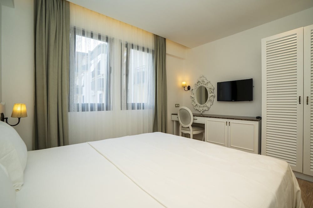 Deluxe Apartment - Photo 9