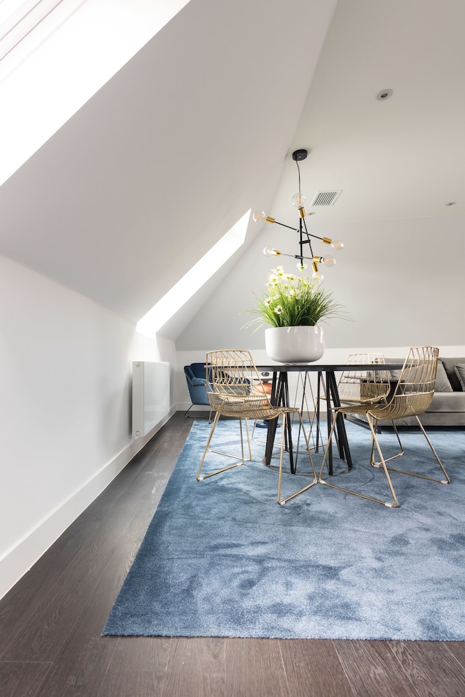 The Loft Suite - Photo 2