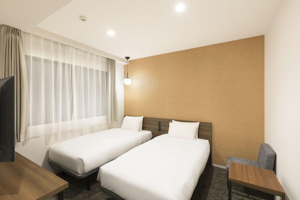 Twin Room - Photo 7