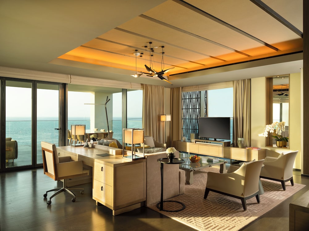 Harmony 2-Bedroom Oceanfront Presidential Suite with Comp Rainforest Experience once per stay thumbnail 5