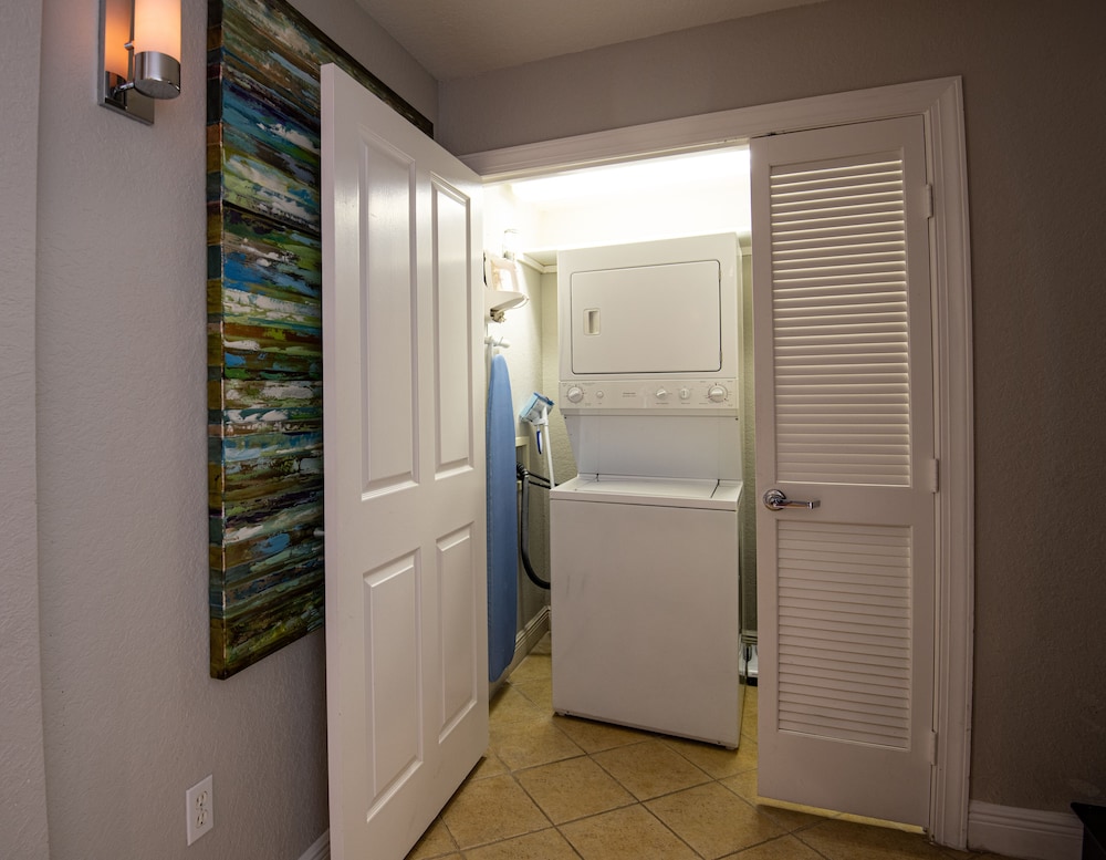ONE BEDROOM VILLA - Photo 9