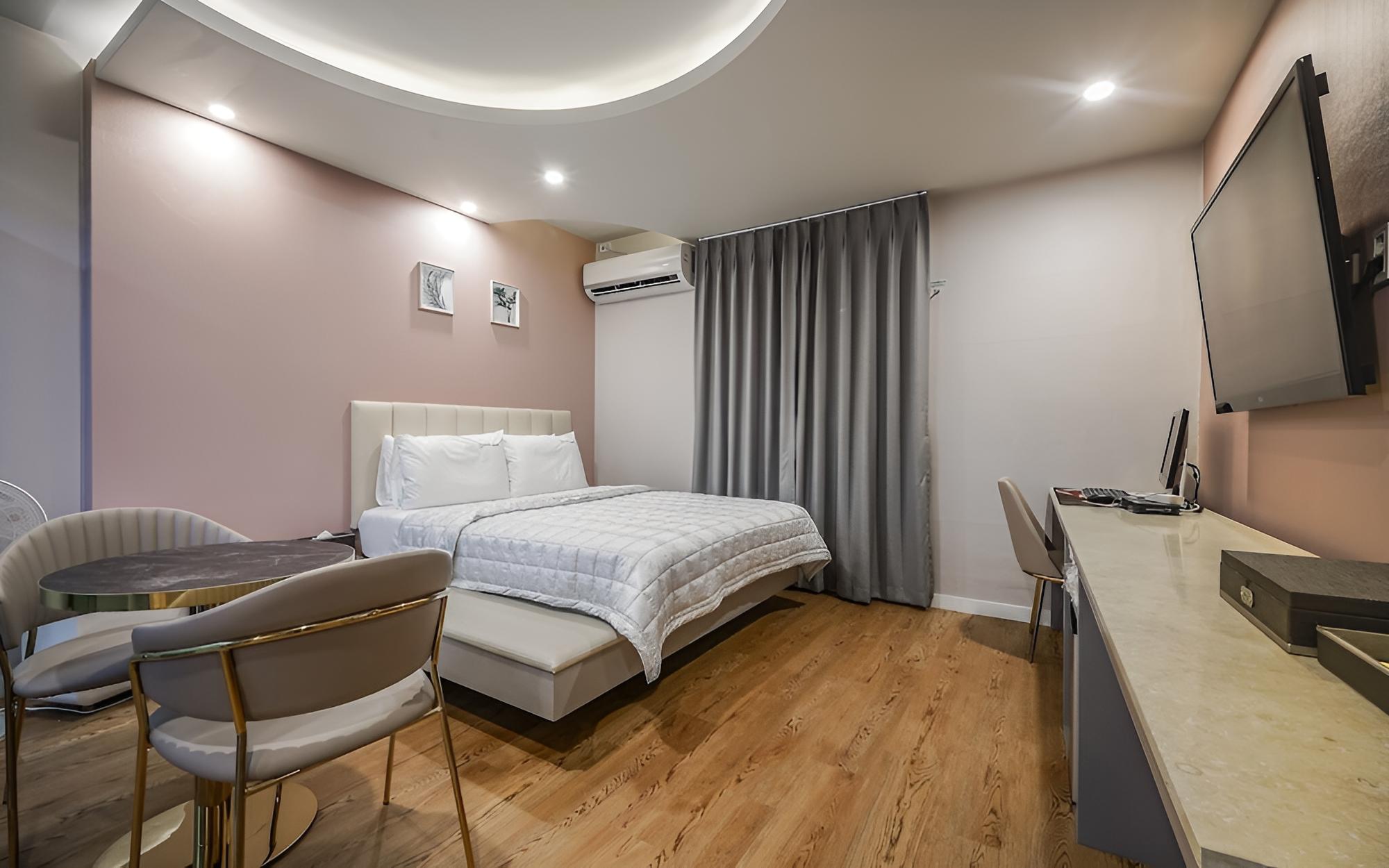 Room (Deal deluxe (free Netflix breakfast 1) - Photo 11