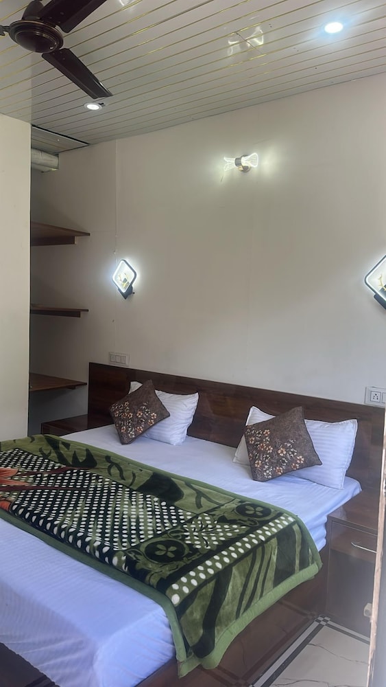 Deluxe Double Room, Balcony, Mountain View photo 3