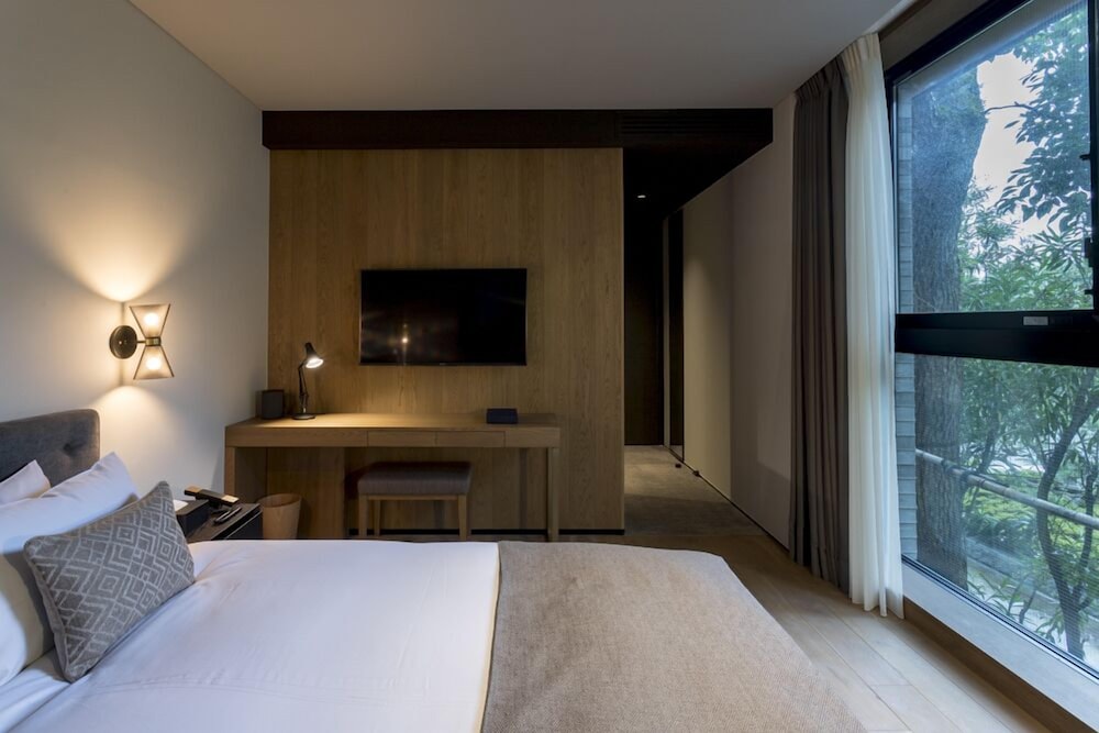 Standard Double Room - Photo 13
