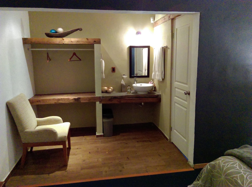 Comfort Double Room, Ensuite, Garden View photo 3