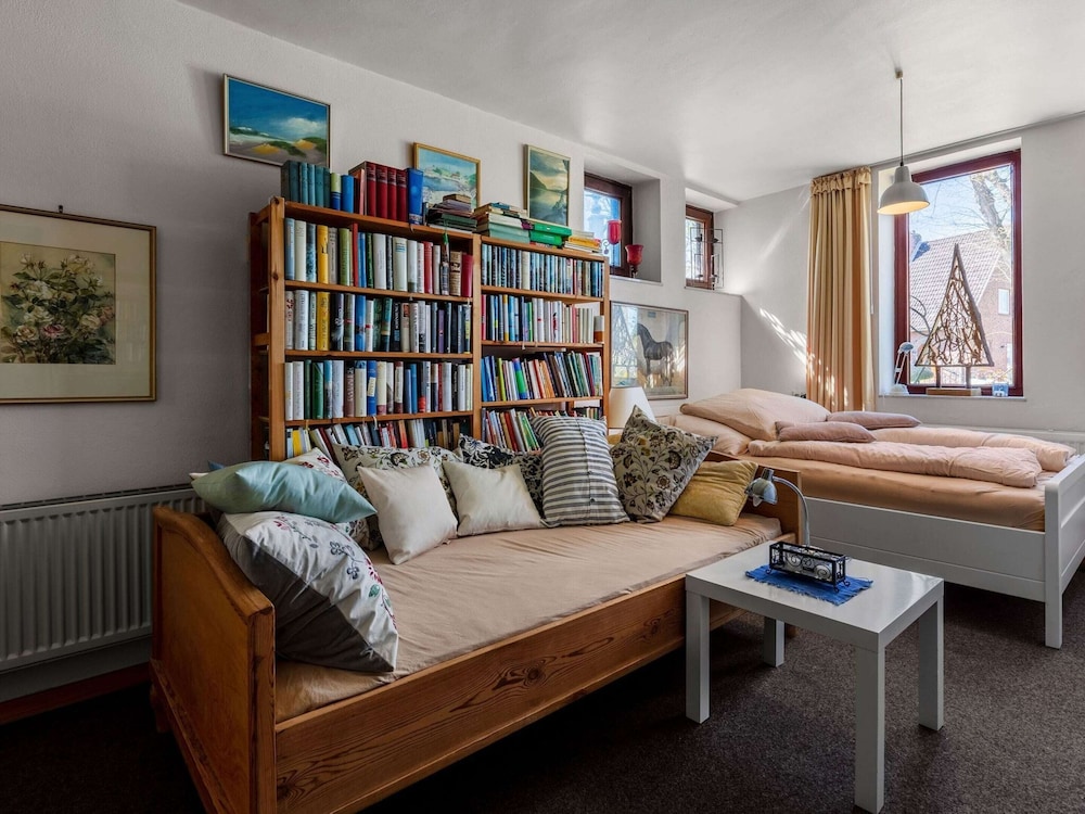 Apartment photo 3