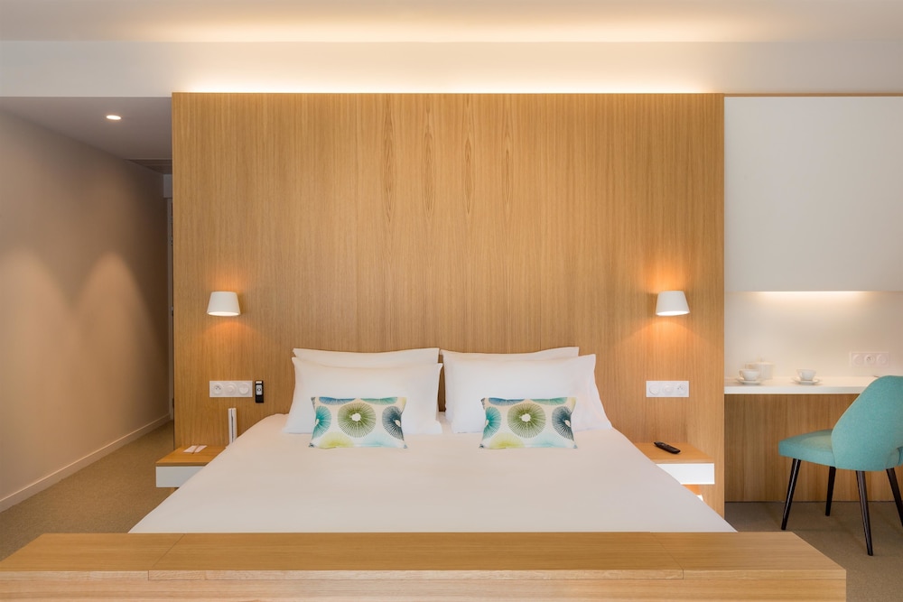 Junior Suite, Multiple Beds, Non Smoking photo 3