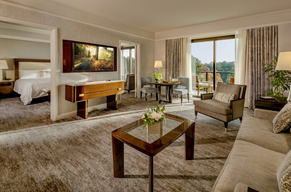 Suite, 1 Bedroom, Balcony photo 2