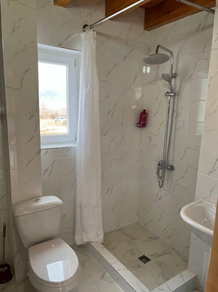 Standard Double or Twin Room photo 2