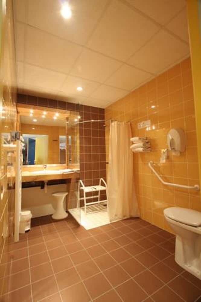 Classic Double Room, Accessible photo 2