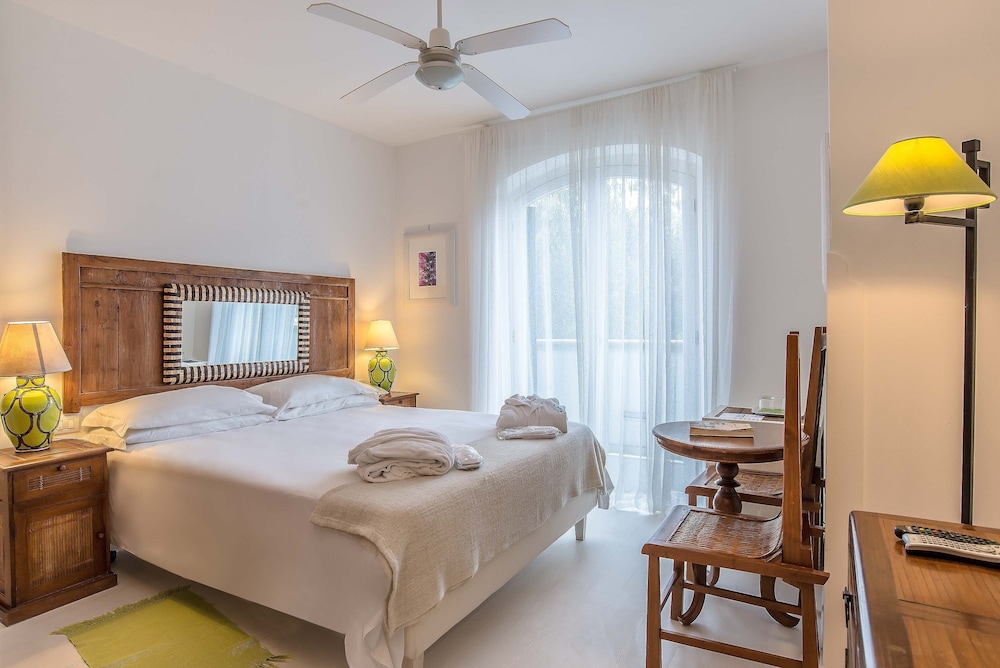 Classic Double Or Twin Room - Photo 2