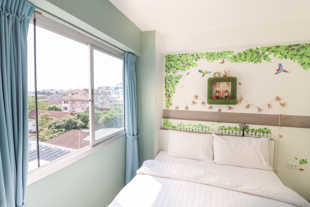 Exclusive 2 Bedroom Apartment (52A) photo 3