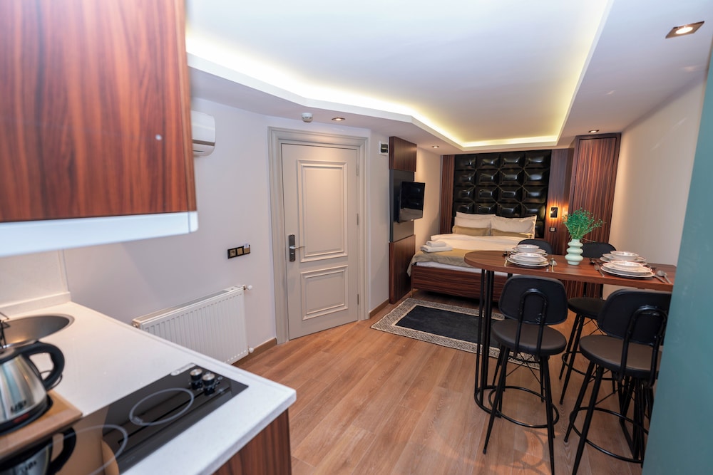 Luxury Suite, 2 Bedrooms photo 3