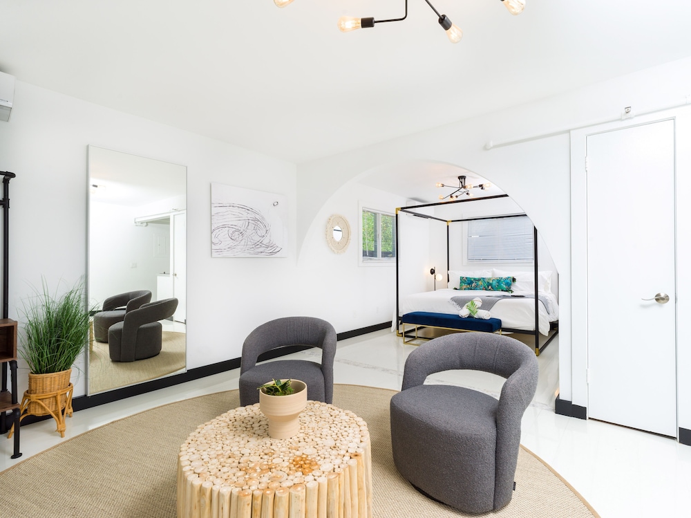 Luxury Studio Suite photo 1