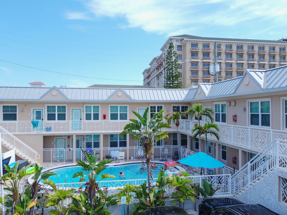 Condo, 2 Bedrooms