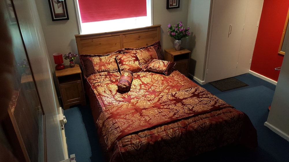 City Apartment, 1 Bedroom, Garden View, Ground Floor