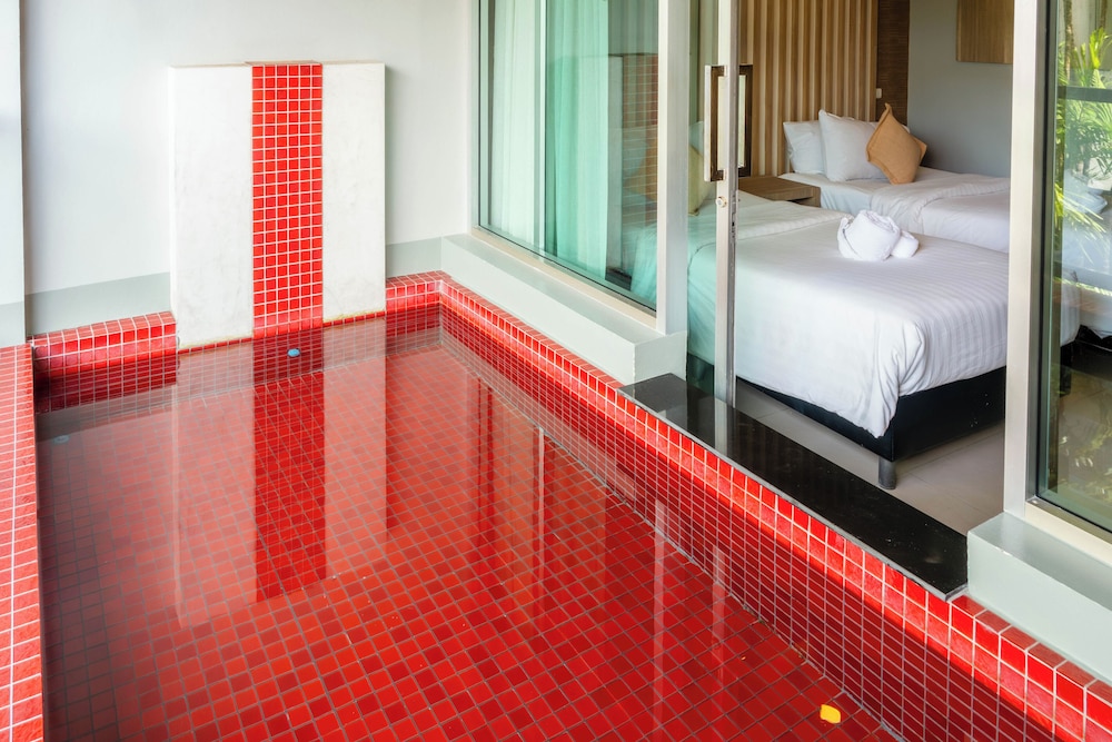 Family Plunge Pool - Photo 12