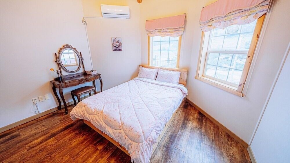 Room (Hibiscus) photo 1