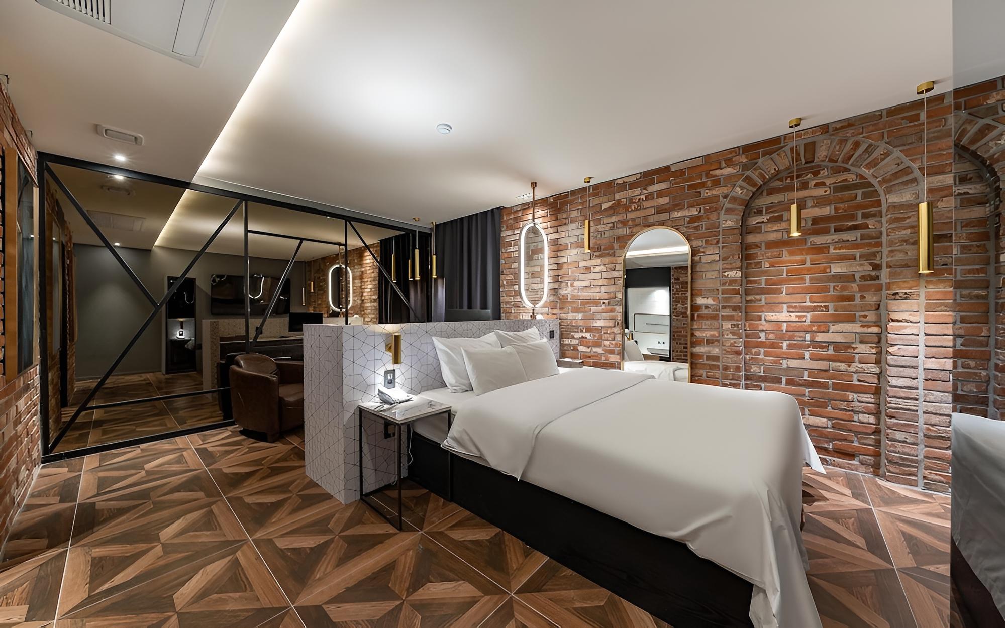 Room (Royal Suite)