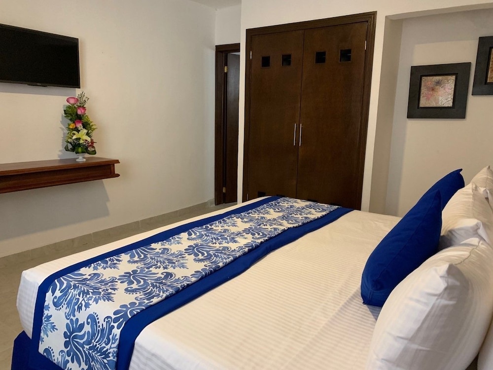 Double Room, 1 King Bed photo 1