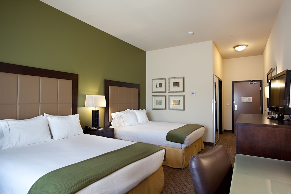 Standard Room, 2 Queen Beds, Accessible Bathtub (Communications & Mobility) - Photo 1
