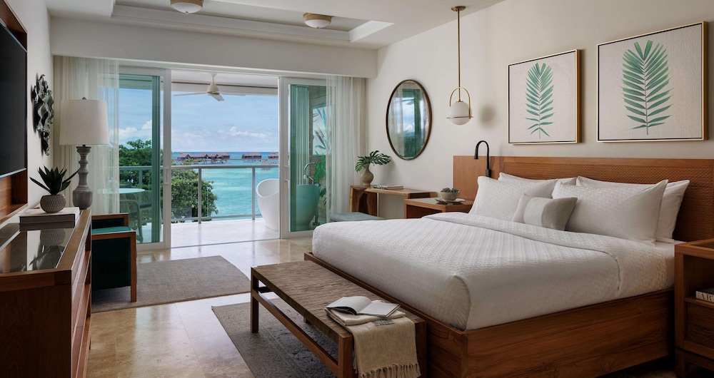 Luxury Room, 1 Bedroom, Balcony, Ocean View (Royal Beachfront Club Elite Suite)