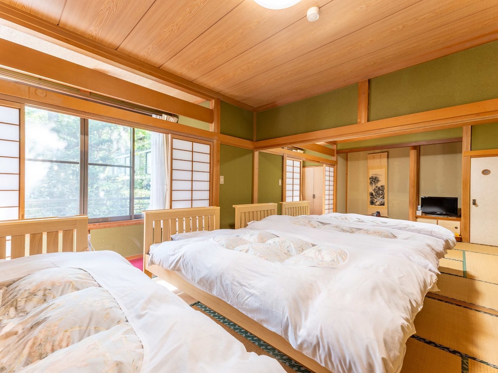 Family Room, Shared bathroom and toilet, Non Smoking, Garden View