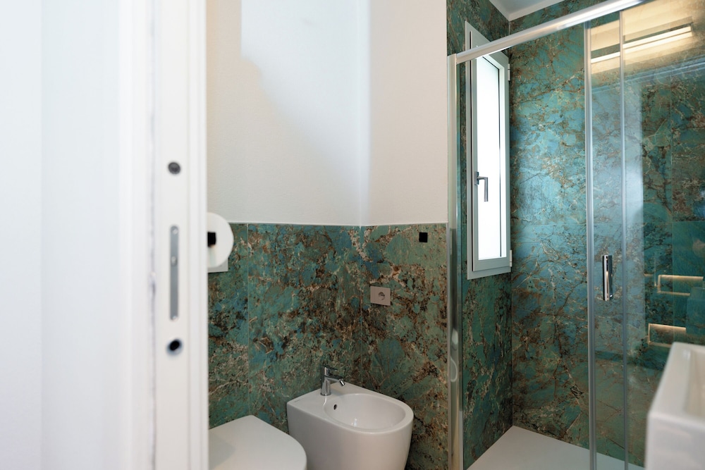 Basic Double or Twin Room photo 2