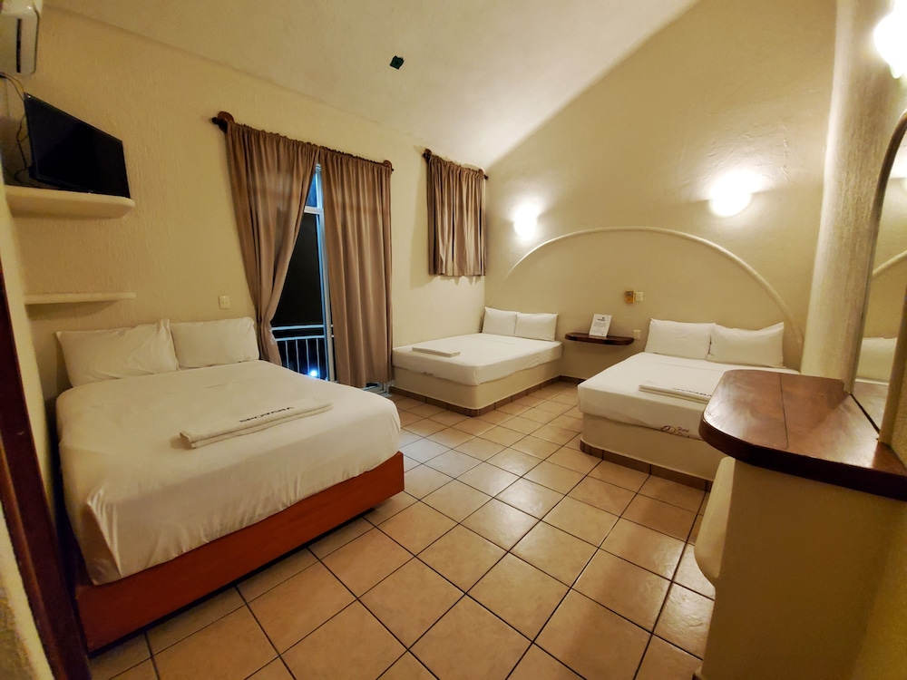 Standard Triple Room photo 1