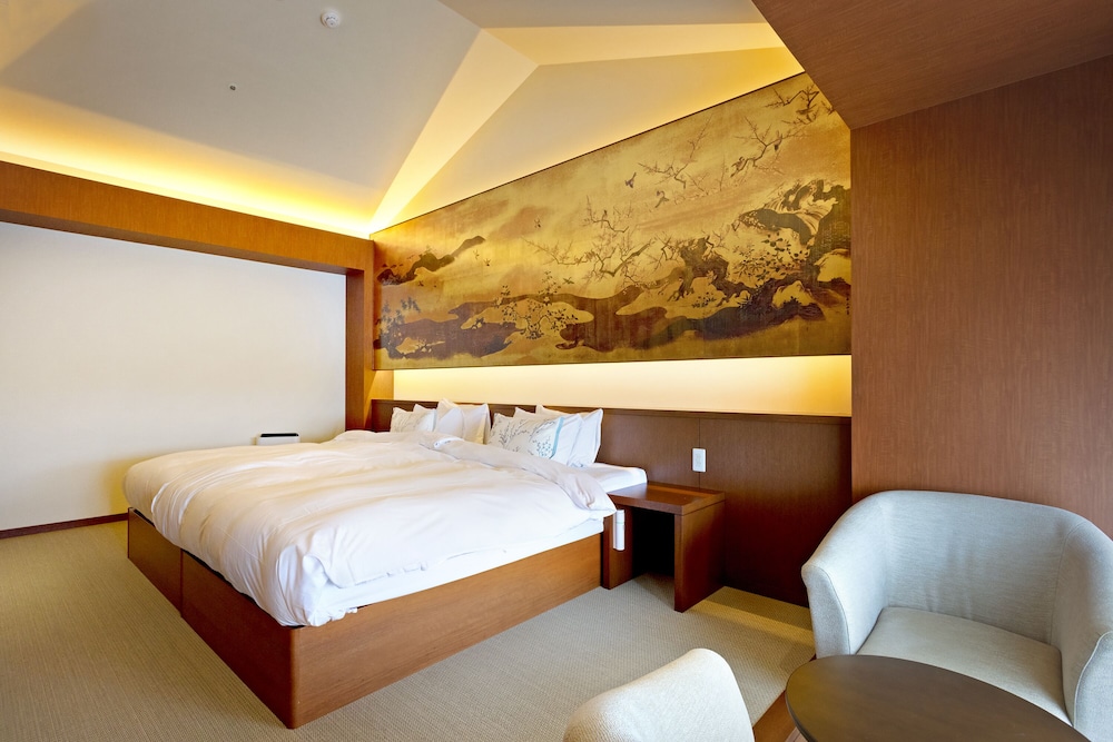 Luxury Suite Room [Non Smoking] photo 3