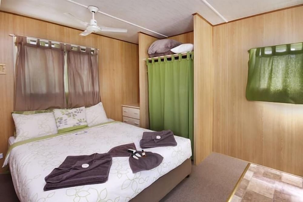 Cabin photo 1