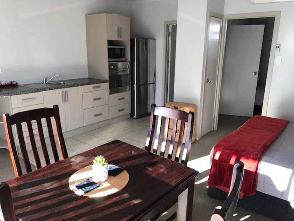 One Bedroom Suite photo 1