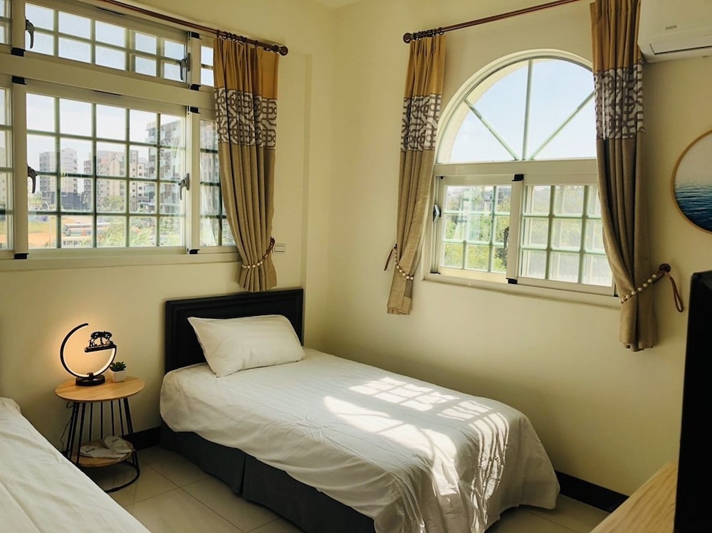 Standard Twin Room photo 1