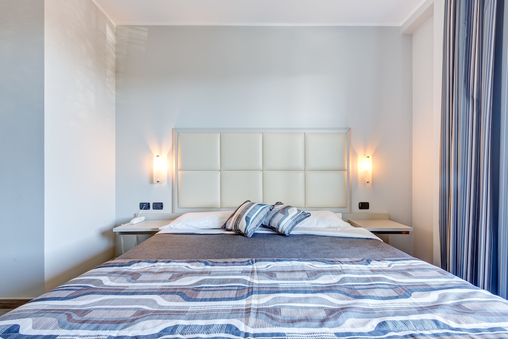 Standard Quadruple Room - Photo 3