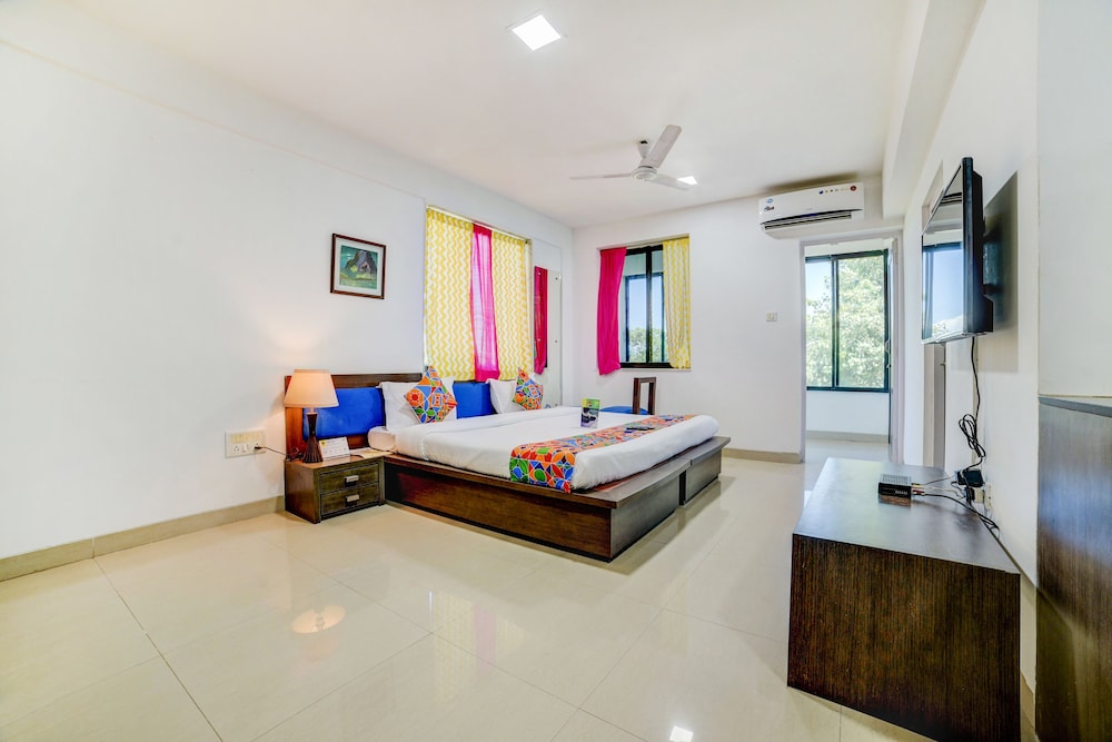 Deluxe Room, 1 Double Bed, Smoking