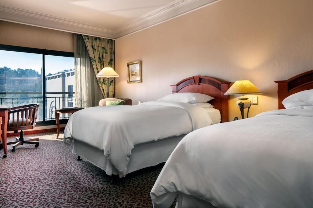 Standard Twin Room, 2 Twin Beds, Air conditioning, City View photo 1