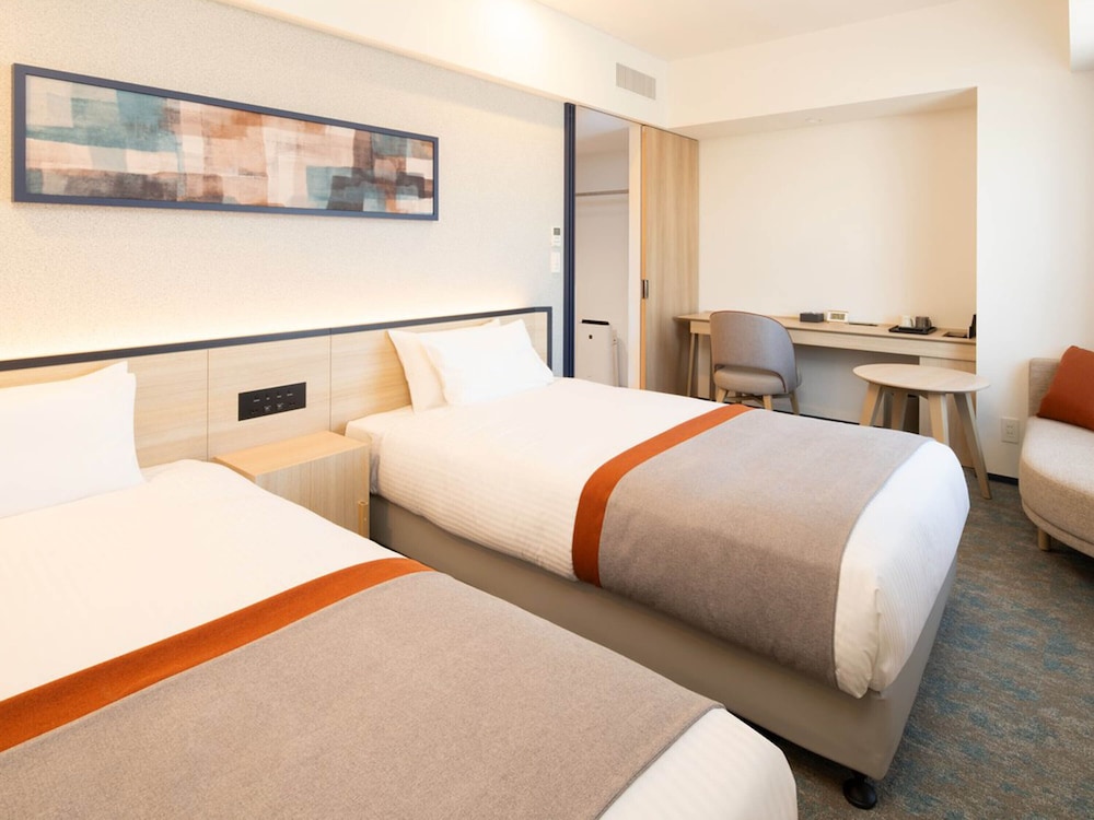Superior Twin Room, Non Smoking - Photo 1