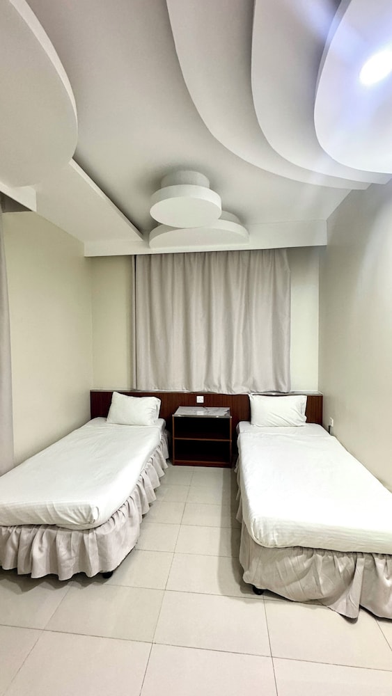 Deluxe Double Room, 2 Twin Beds photo 2