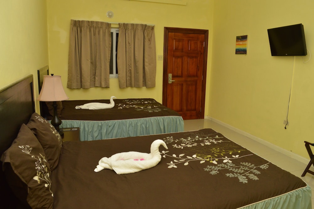 Superior Room, 2 Queen Beds photo 2