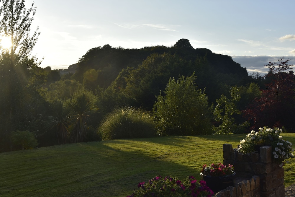 Deluxe Triple Room, Ensuite (with Castle View) photo 2