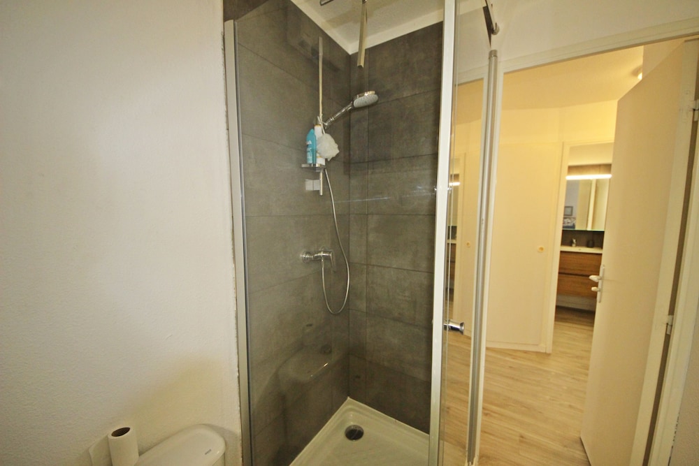 Basic Apartment (284la) photo 2