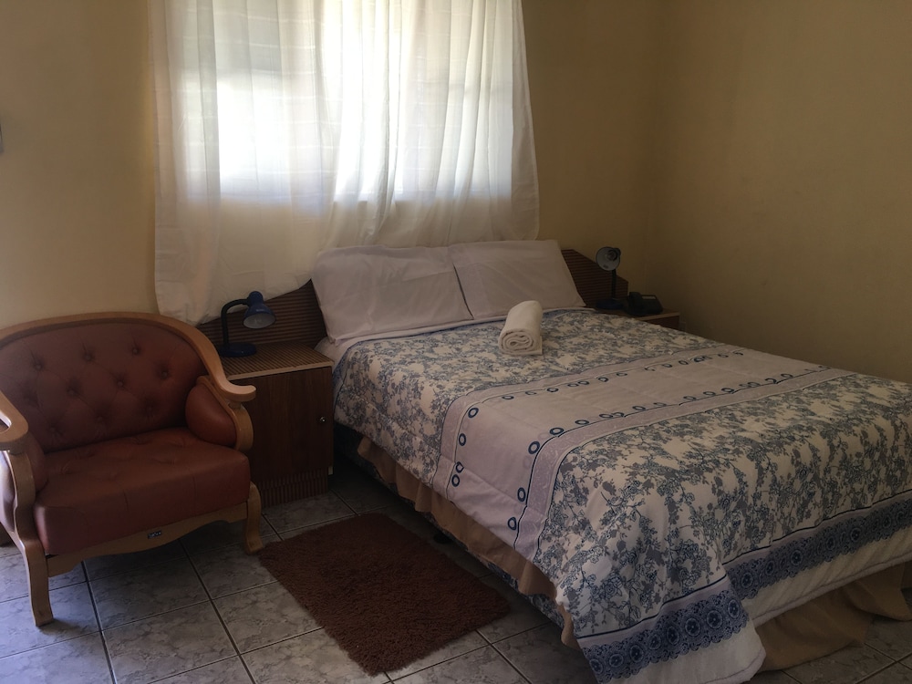 Standard Double Room photo 2