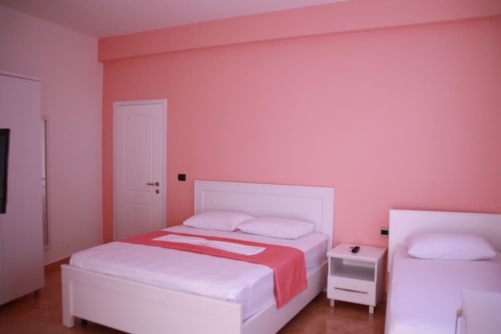 Quadruple Room photo 1