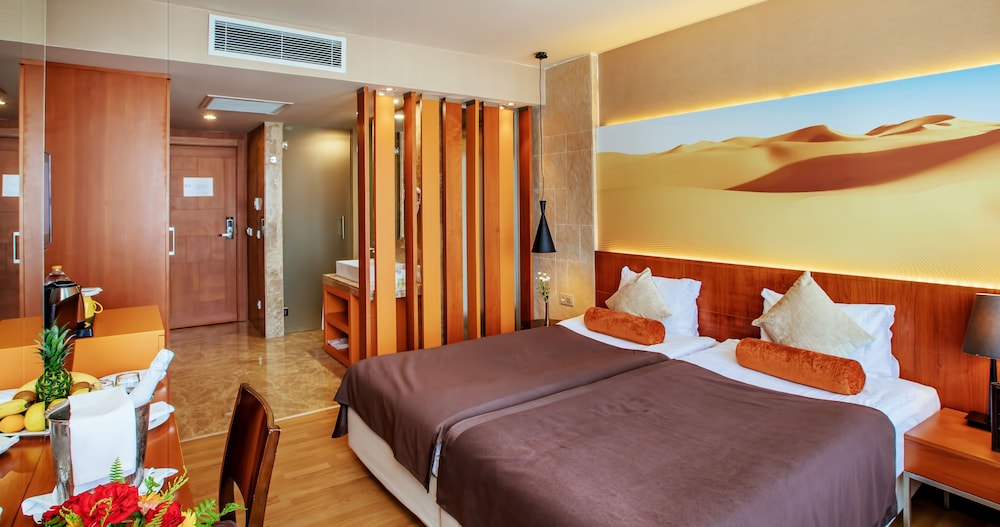 Standard Room Side Sea View photo 3