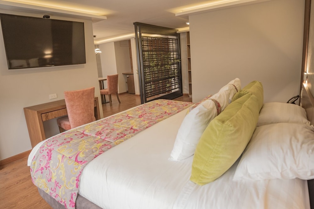 Suite King photo 1